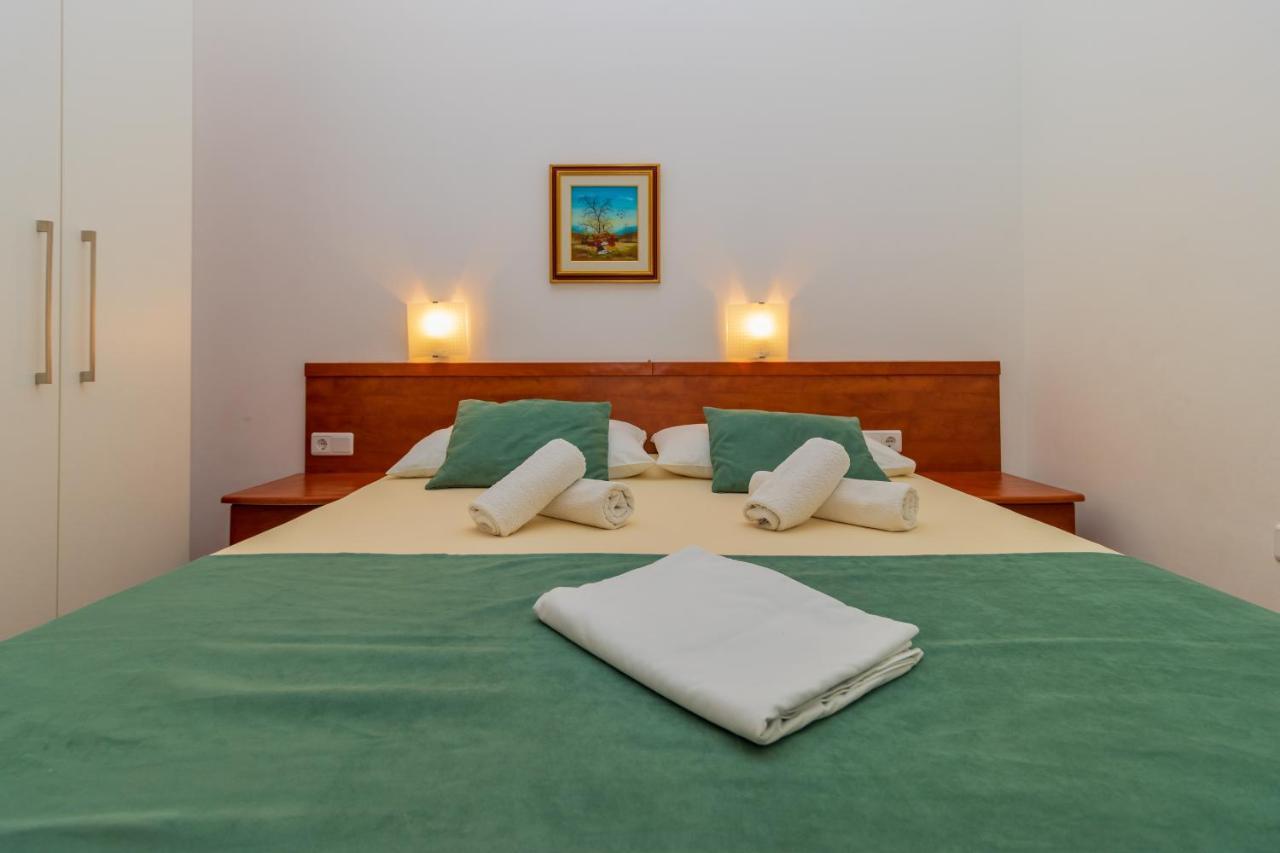 Apartments Villa Mandolina Marusici  Bagian luar foto